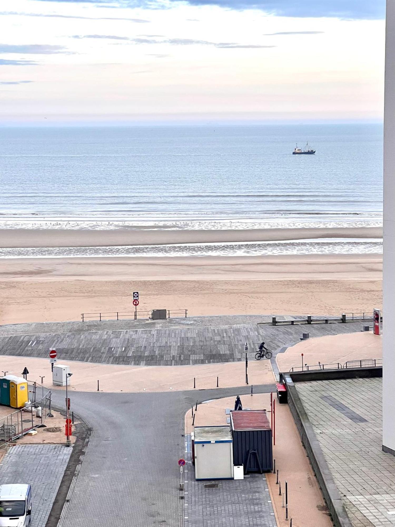 Studio Sea View - Royal Ascot Oostende Dış mekan fotoğraf